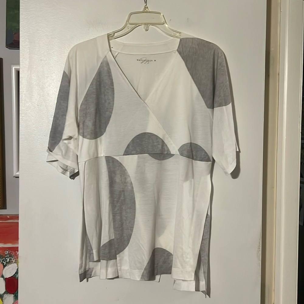 Matthildur white/gray surplice wrap top
